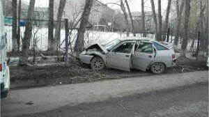 Два человека погибли, 15 получили травмы в 12 дорожных авариях, произошедших в Тюменской области в минувшие выходные.